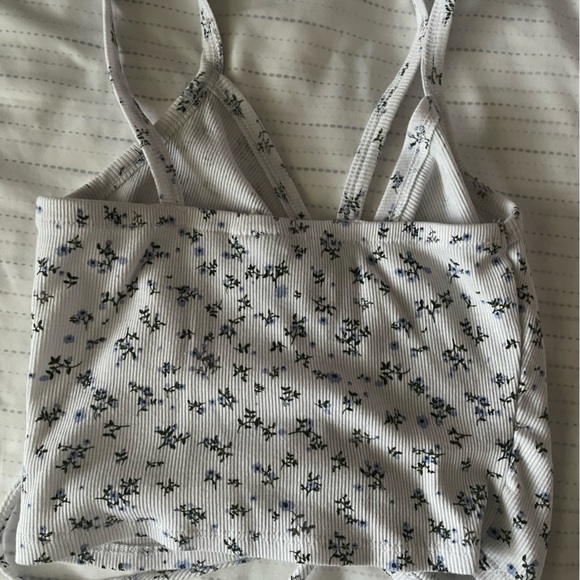 floral tank - Picture 2 of 2